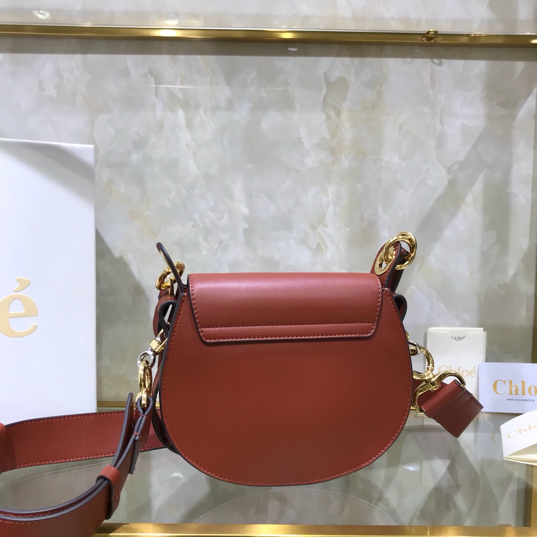 Chloe Big Tess Shoulder Bag In Bordeaux Shiny Calfskin Leather